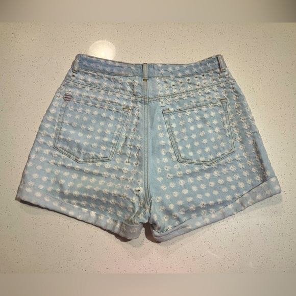 BDG | Urban Outfitters | Distressed Mom Shorts Size 28 - Picture 3 of 3